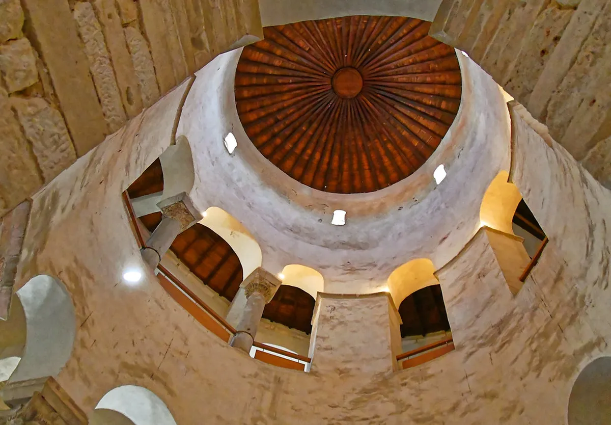 Discover Zadar's Unique Art Galleries: A 2025 Guide