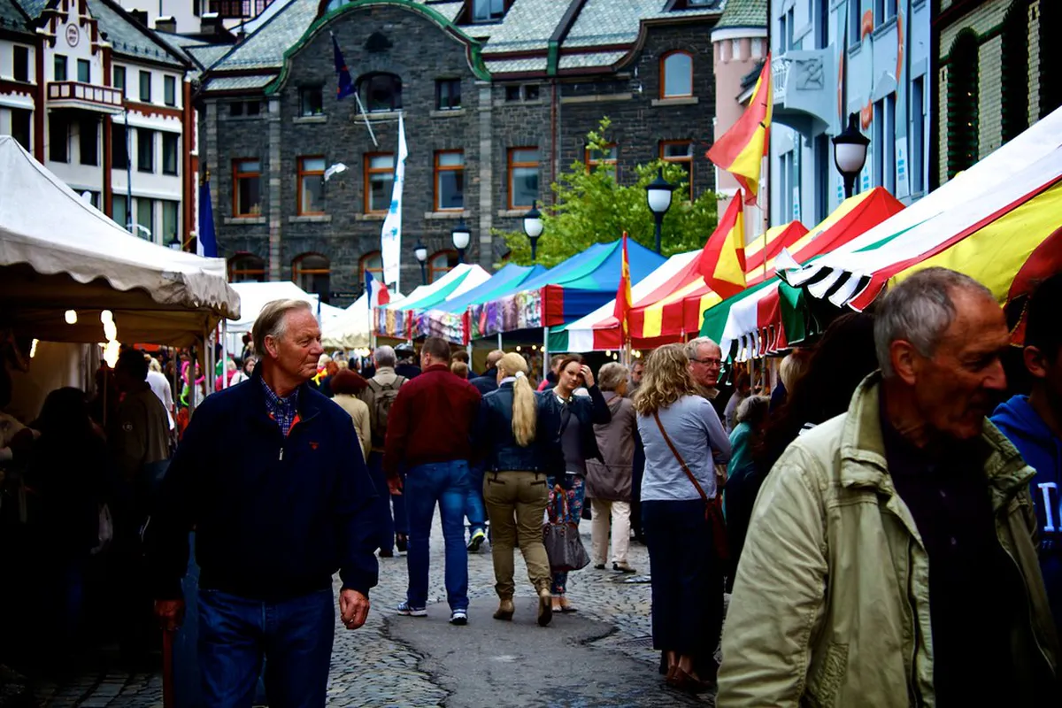 Discover Ålesund's Vibrant Local Markets in 2025
